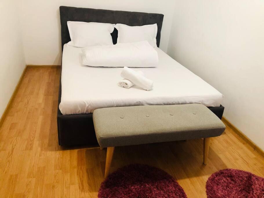 Nice Apt Near Spitalul Judetean, All You Need Lr14 蒂米什瓦拉 外观 照片